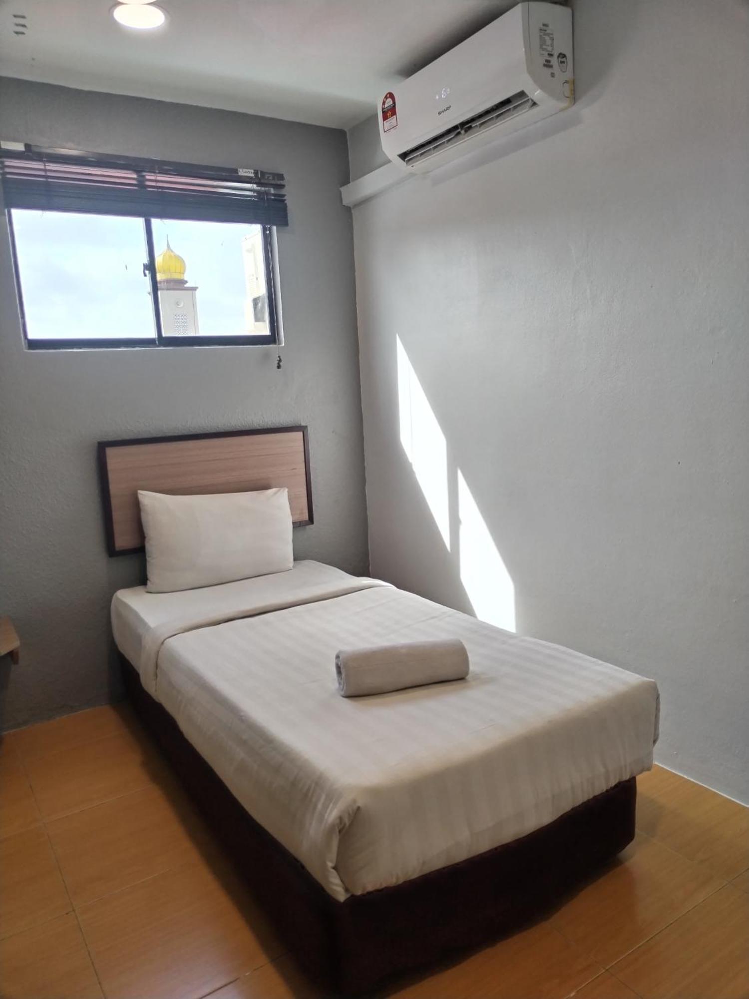 Maple Boutique Hotel โกตาบารู ภายนอก รูปภาพ