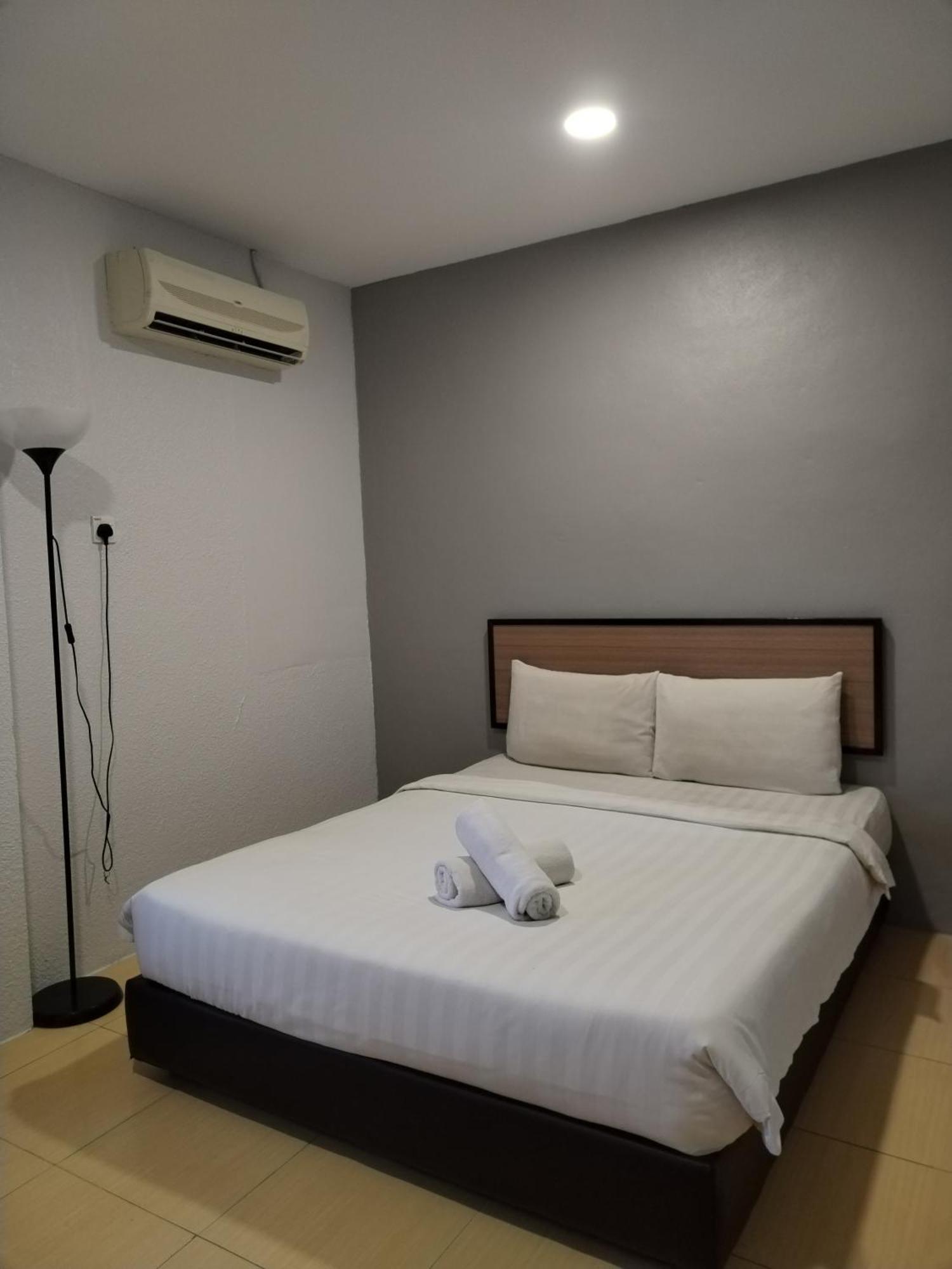 Maple Boutique Hotel โกตาบารู ภายนอก รูปภาพ